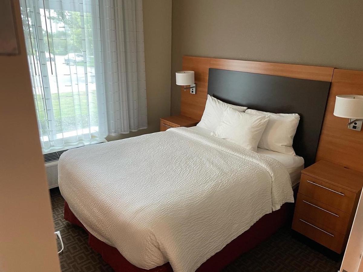 Towneplace Suites Orlando At Flamingo Crossings Town Center/Western Entrance Bay Lake Exterior photo