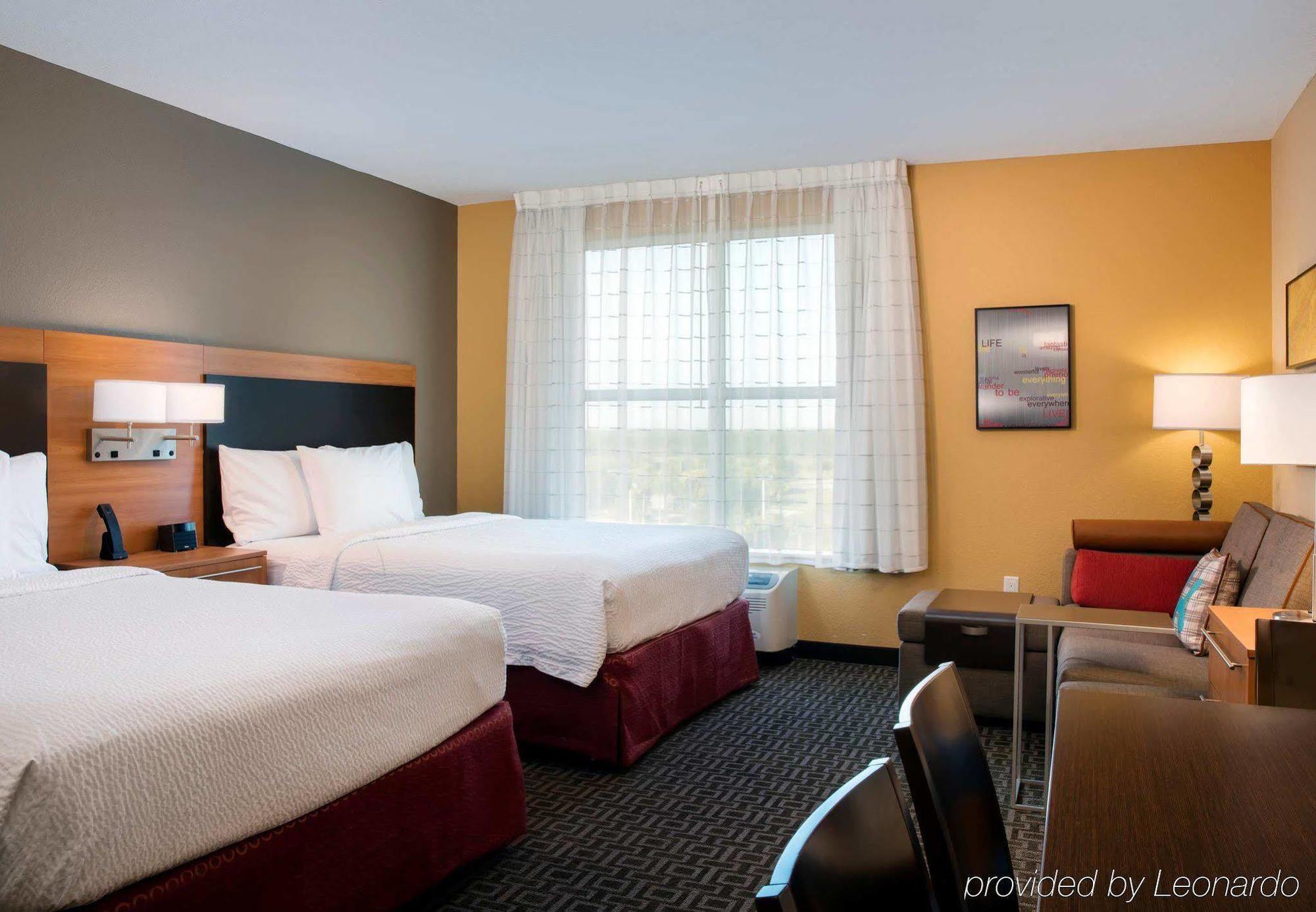 Towneplace Suites Orlando At Flamingo Crossings Town Center/Western Entrance Bay Lake Exterior photo